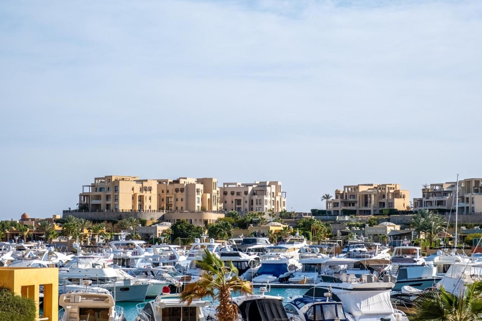 2 Bdr Marina Bliss: A Serene Escape With A View * Hurghada